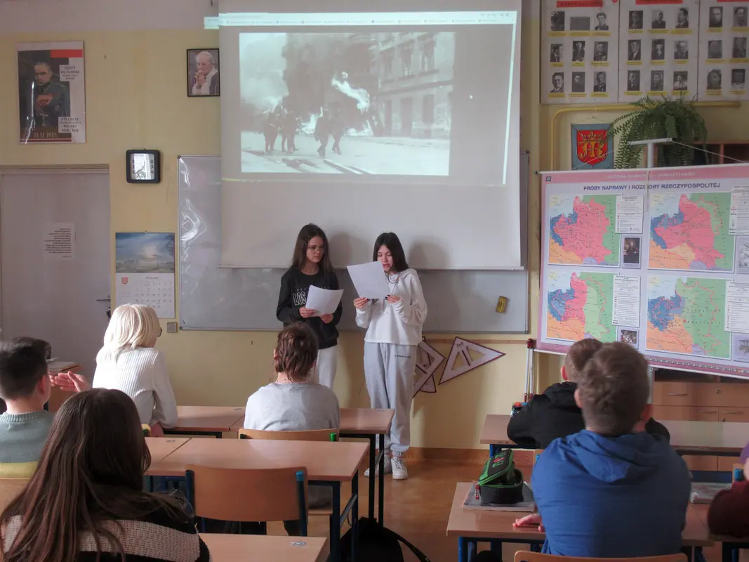Nasza lekcja historii o powstaniu w getcie warszawskim