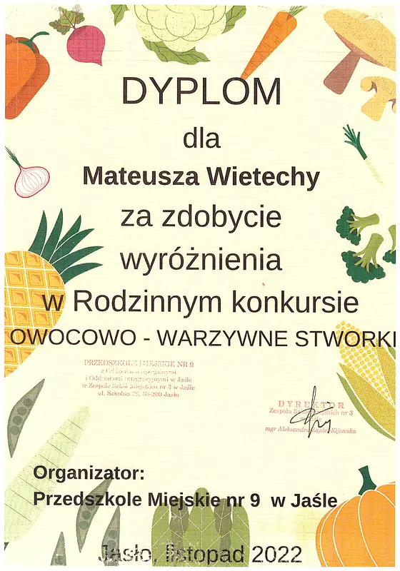Dyplom za zdobycie wyróżnienie dla Mateusza Wietechy w Rodzinnym konkursie Owocowo - warzywne stworki